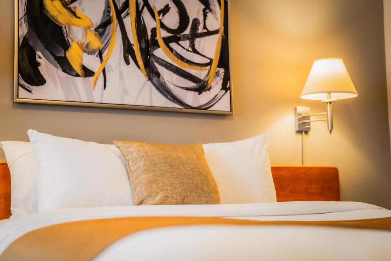 Hotel Le Voyageur เซปต์-อีลส์ ภายนอก รูปภาพ